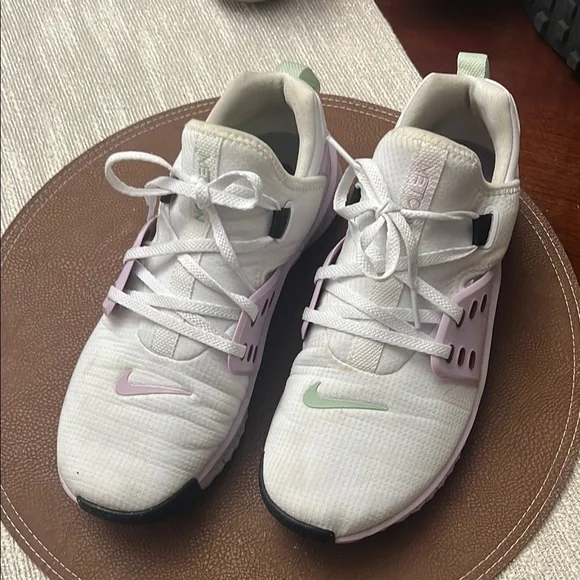 Nike White Sneakers with Pastel Accents - Picture 1 of 2